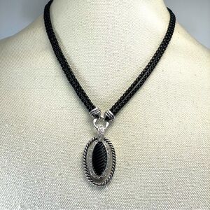 Stunning Unsigned Black Tone Box Chain Silver Tone Rhinestone Pendant Necklace